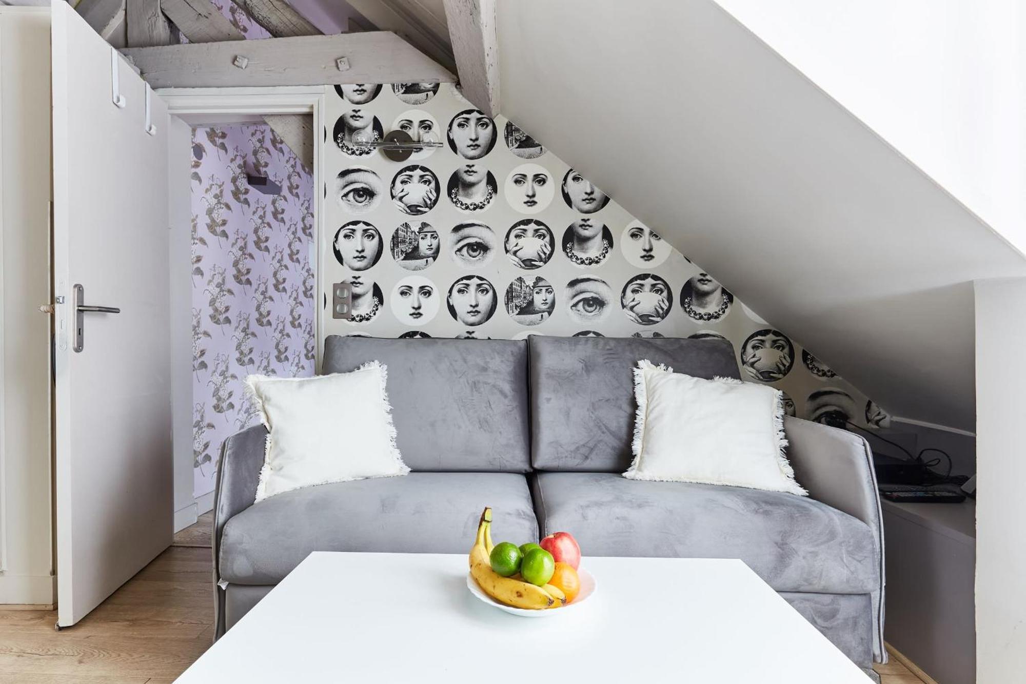 Place Des Vosges - 1Br With Balcony - Cityapartmentstay Париж Экстерьер фото