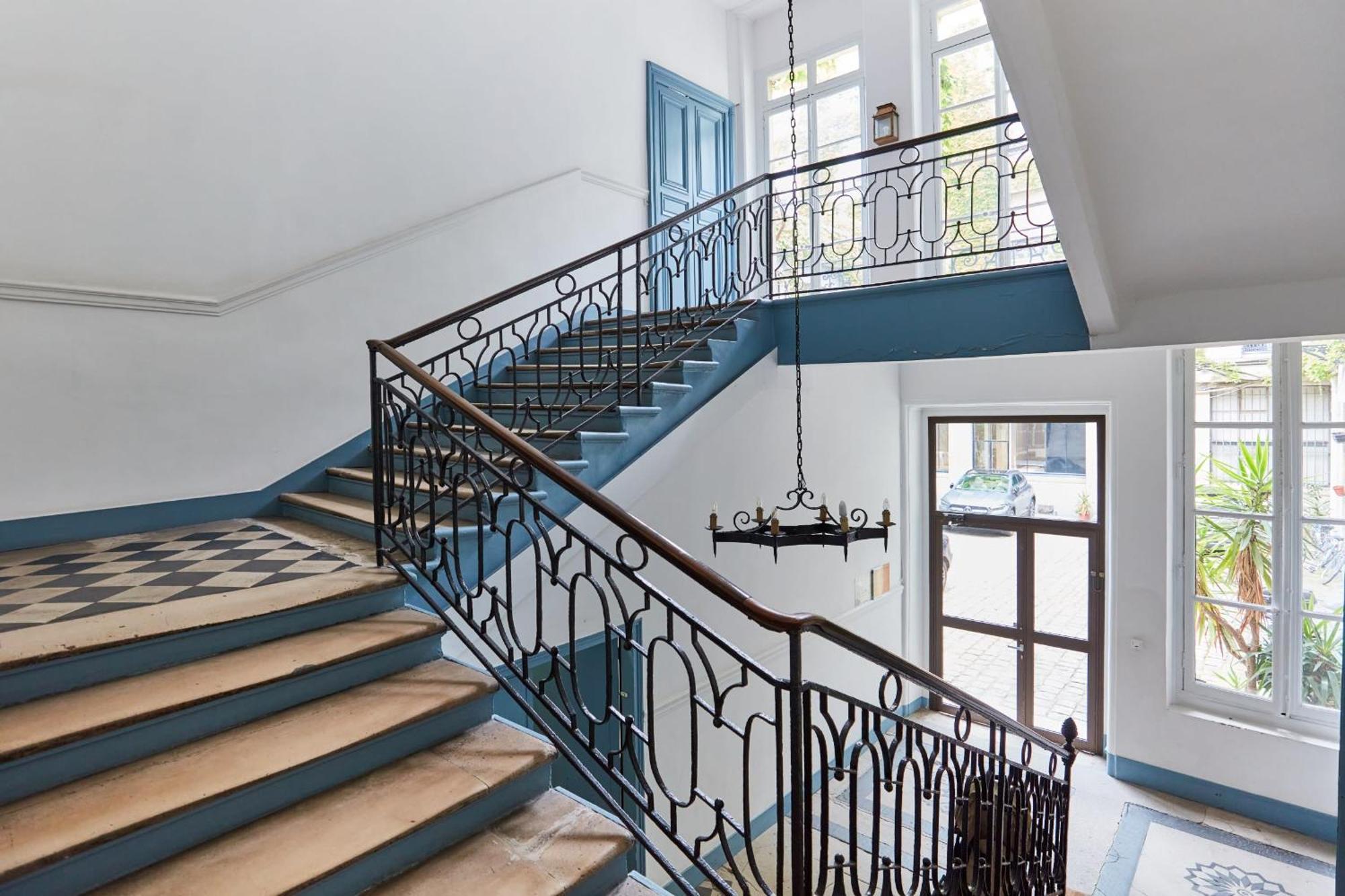Place Des Vosges - 1Br With Balcony - Cityapartmentstay Париж Экстерьер фото
